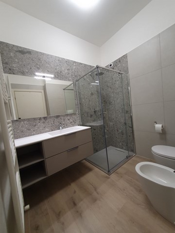 Ristrutturazione di un bagno a Milano bagno ceppo di grè